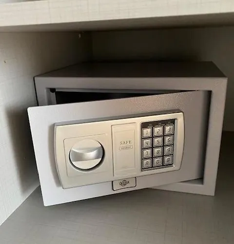 Paky 00316 Bruck an der Leitha